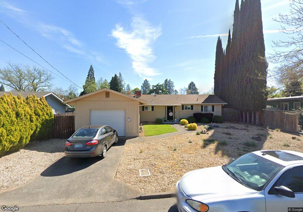 60 Crater Ln, Central Point, OR 97502 - photo 1