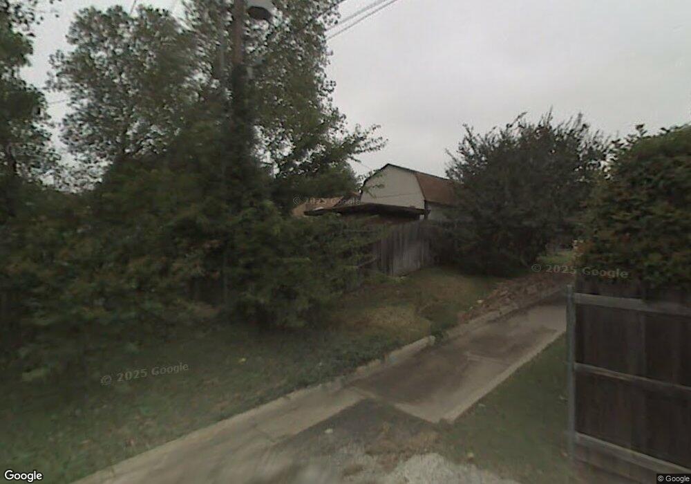 704 Morning Glory Ln, Bedford, TX 76021 - photo 1