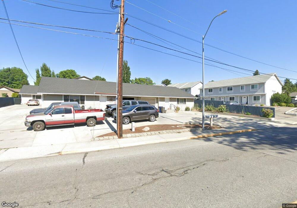 1015 N Baker Ave, East Wenatchee, WA 98802 - photo 1