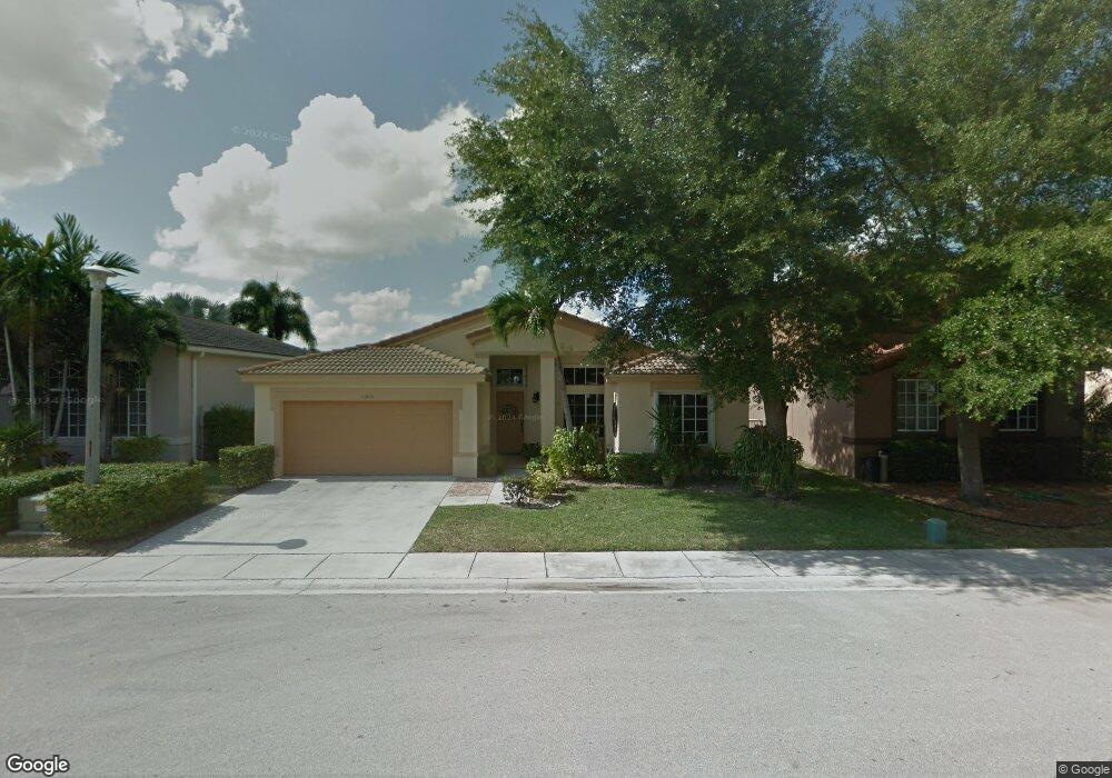 10805 SW 15th Place, Davie, FL 33324 - photo 1