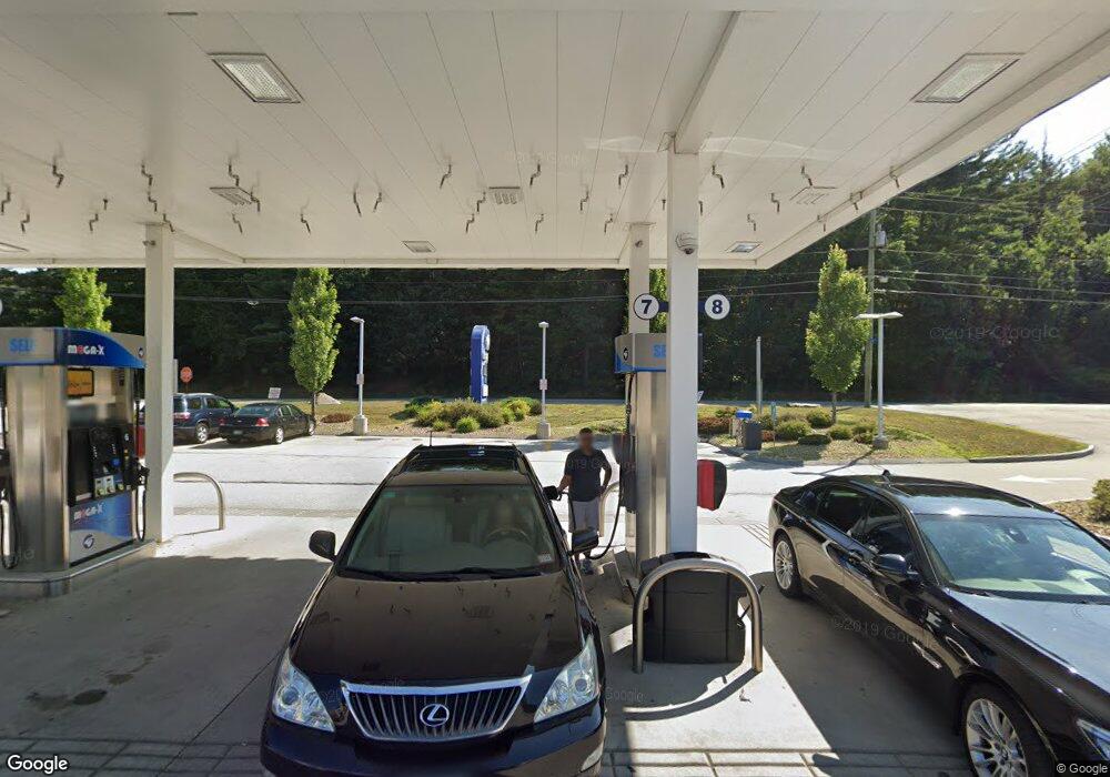 1560 Hooksett Rd, Hooksett, NH 03106 - photo 1