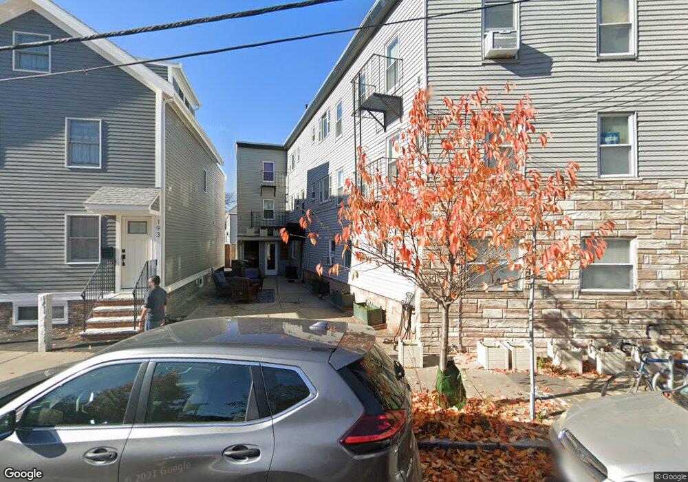 183 3rd St unit One, Cambridge, MA 02141 - photo 1