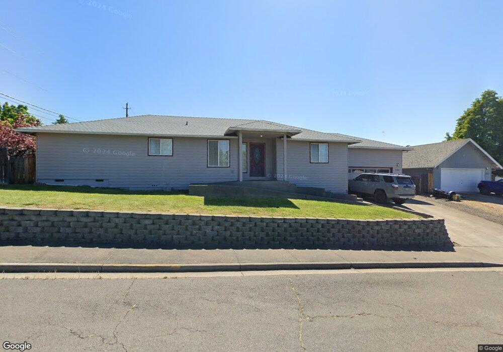 2496 Northcrest Cir, Medford, OR 97504 - photo 1