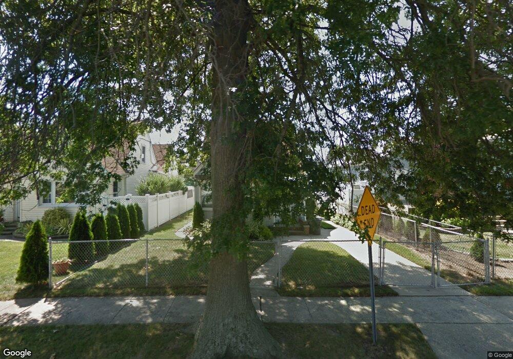 18 Charles St, Merrick, NY 11566 - photo 1