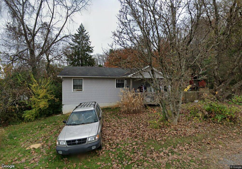 1001 Cloyd St, Johnson City, TN 37601 - photo 1