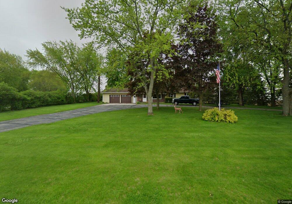 4643 Ridge Rd, Kewaskum, WI 53040 - photo 1