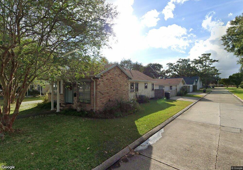 319 Maple Ave, Houma, LA 70364 - photo 1
