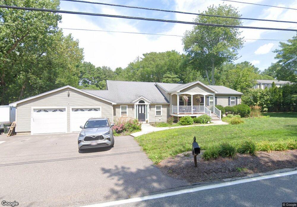 520 Wrentham Rd, Bellingham, MA 02019 - photo 1