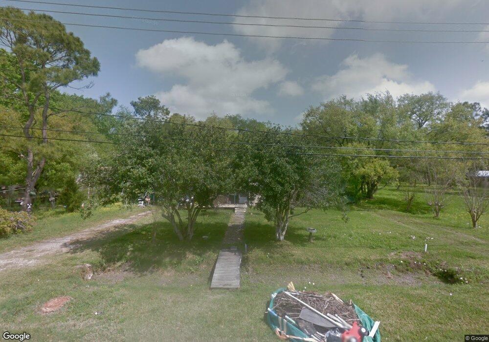 5917 Cottonwood St, Pearland, TX 77584 - photo 1