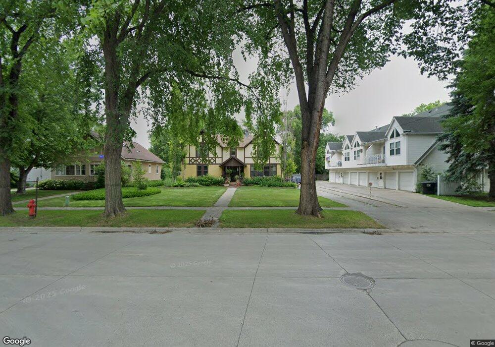1332 5th Ave S, Fargo, ND 58103 - photo 1