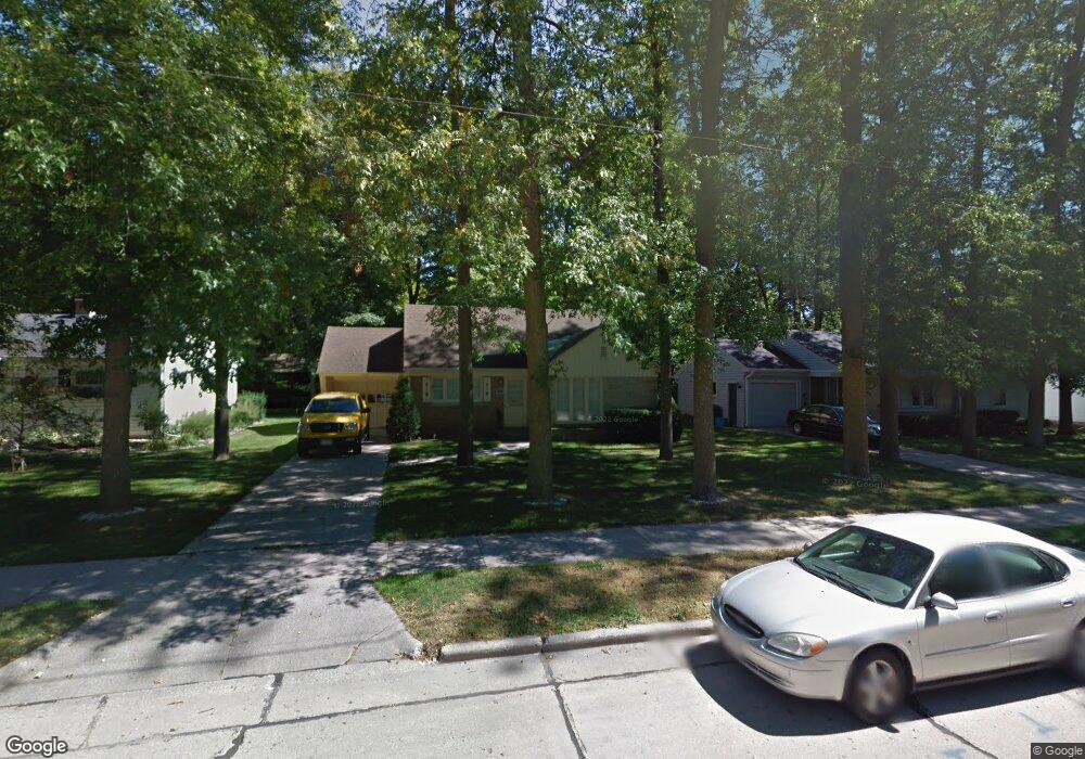 1411 N 23rd St, Manitowoc, WI 54220 - photo 1