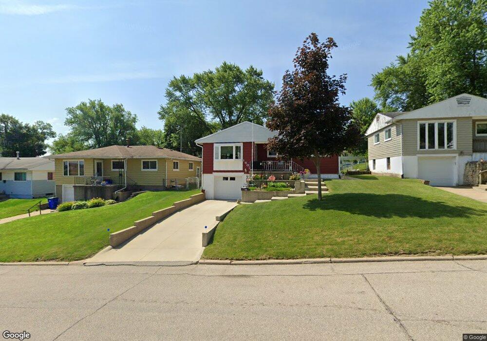 1603 13th Ave SW, Cedar Rapids, IA 52404 - photo 1