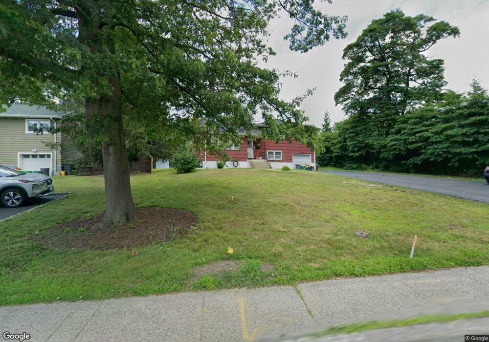 67 N Middletown Rd, Nanuet, NY 10954 - photo 1