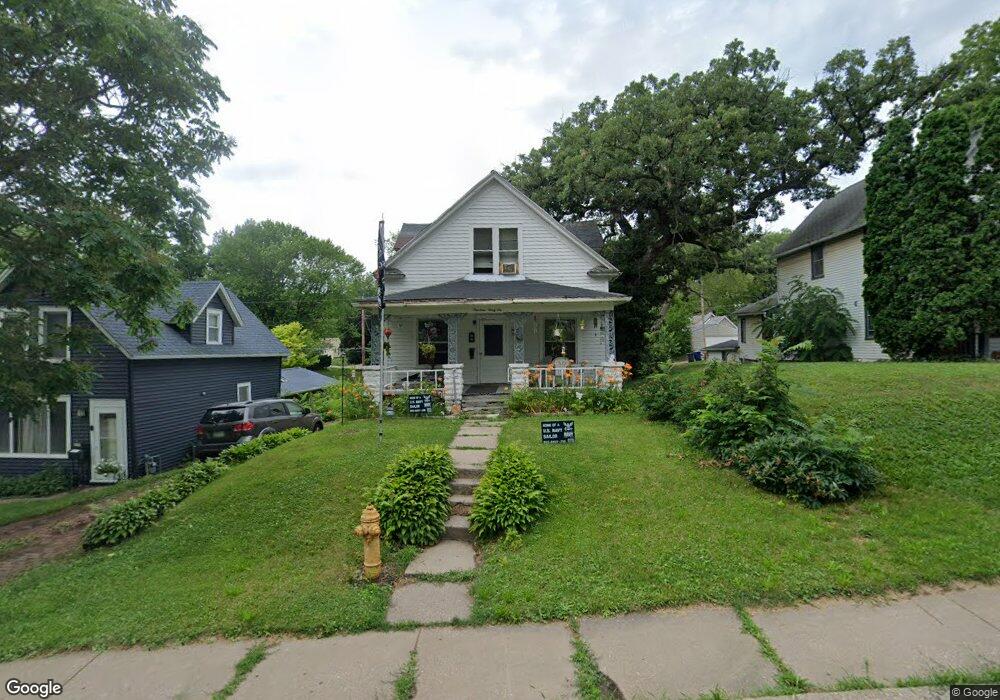 1436 Esplanade Ave, Davenport, IA 52803 - photo 1