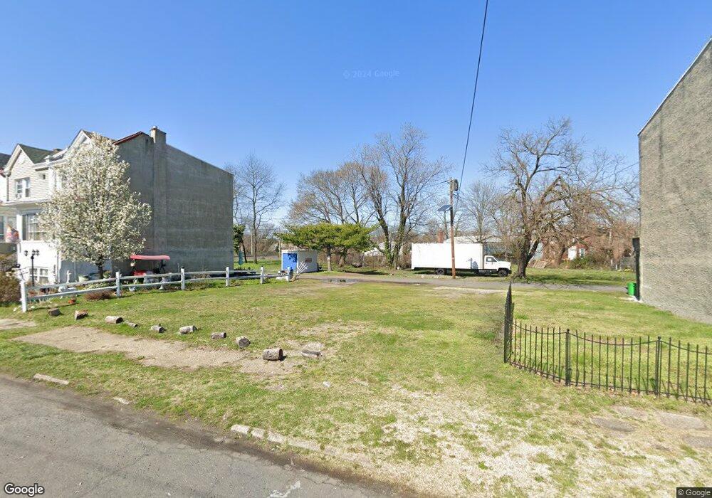 1435 Crestmont Ave, Camden, NJ 08103 - photo 1