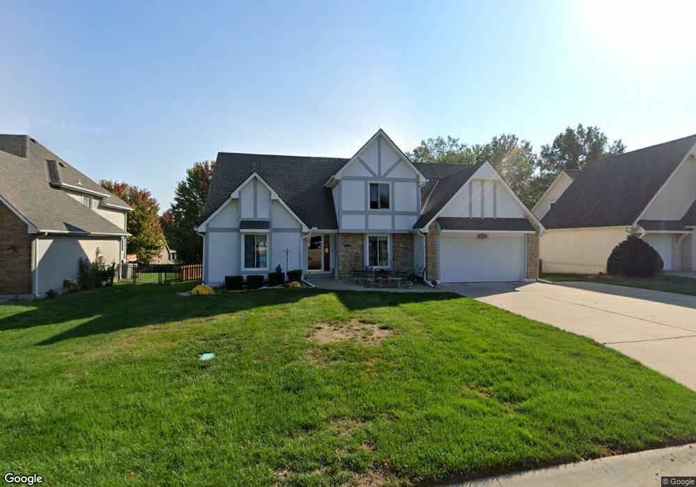 5115 SW Pelican Point, Lees Summit, MO 64082 - photo 1