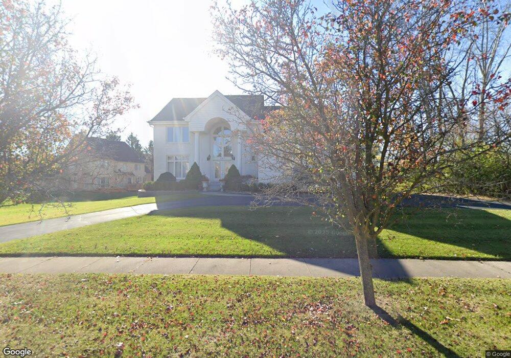 7147 Canterbury Ct, West Bloomfield, MI 48322 - photo 1