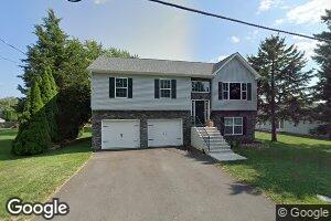 317 Fairview Ave, Wind Gap, PA 18091