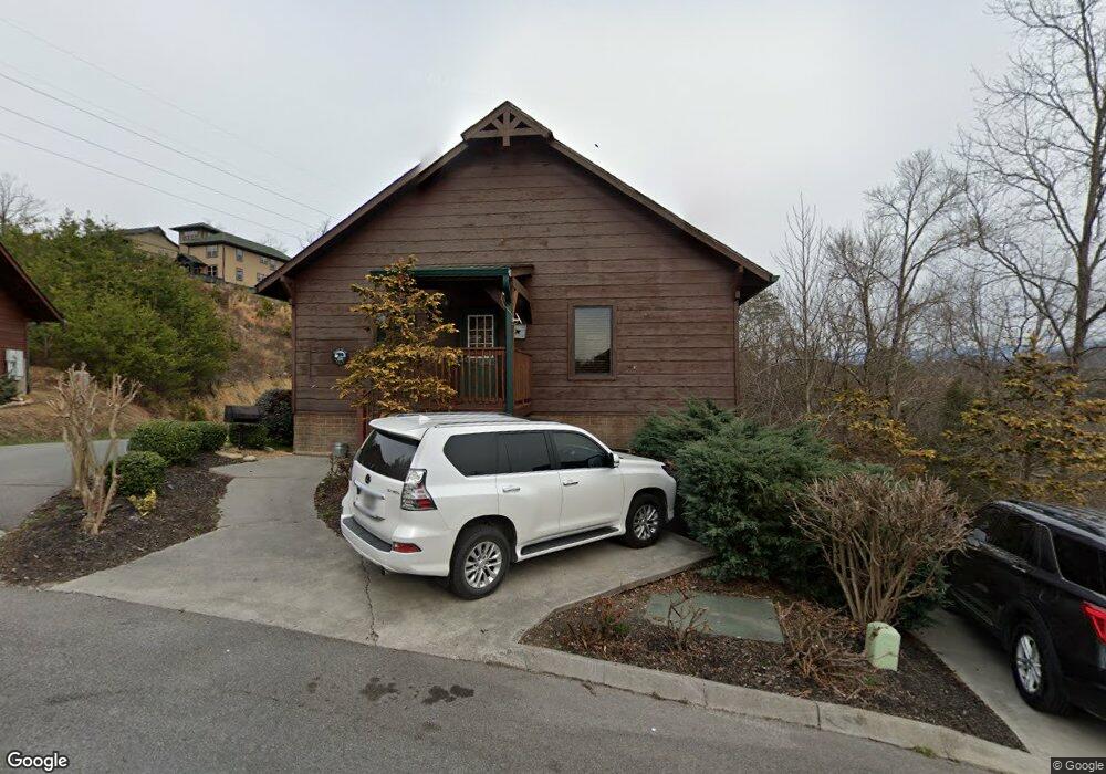 939 Mcmakin Way unit Breezy Ridge, Pigeon Forge, TN 37863 - photo 1