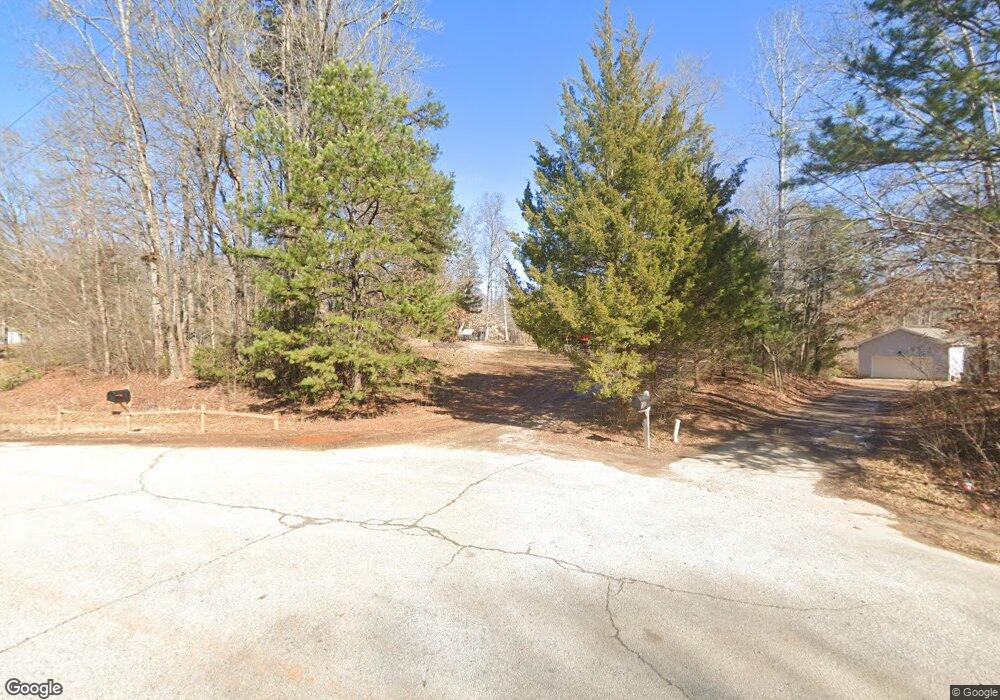 5841 Hidden Oaks Ln, Clover, SC 29710 - photo 1