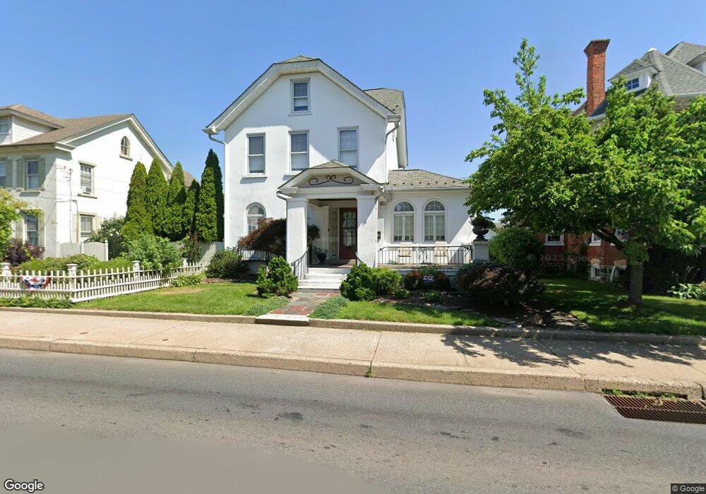 317 E Broad St, Quakertown, PA 18951 - photo 1