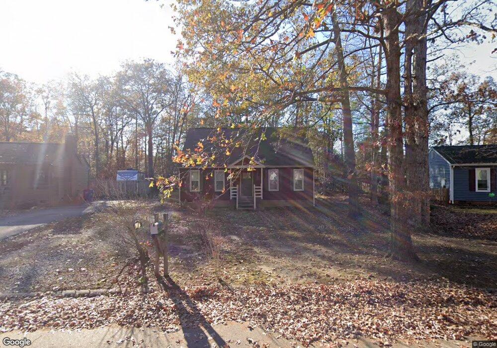 5913 Sara Kay Dr, North Chesterfield, VA 23237 - photo 1