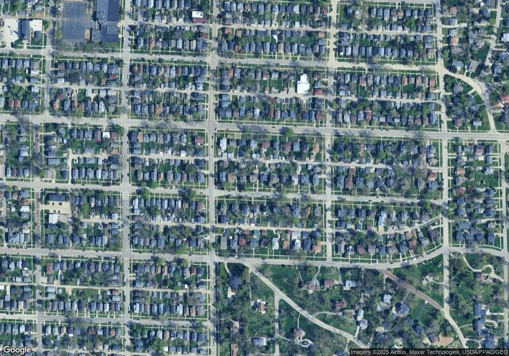 1920 4th Ave SE, Cedar Rapids, IA 52403 - photo 1