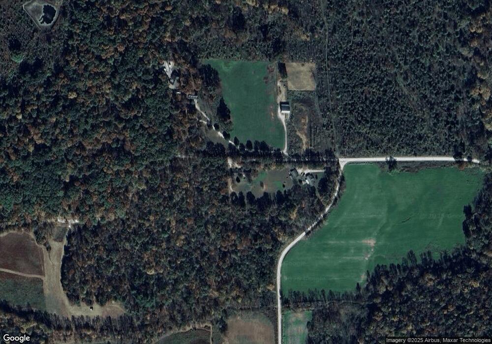 5452 E Smith Dr, Bloomfield, IN 47424 - photo 1