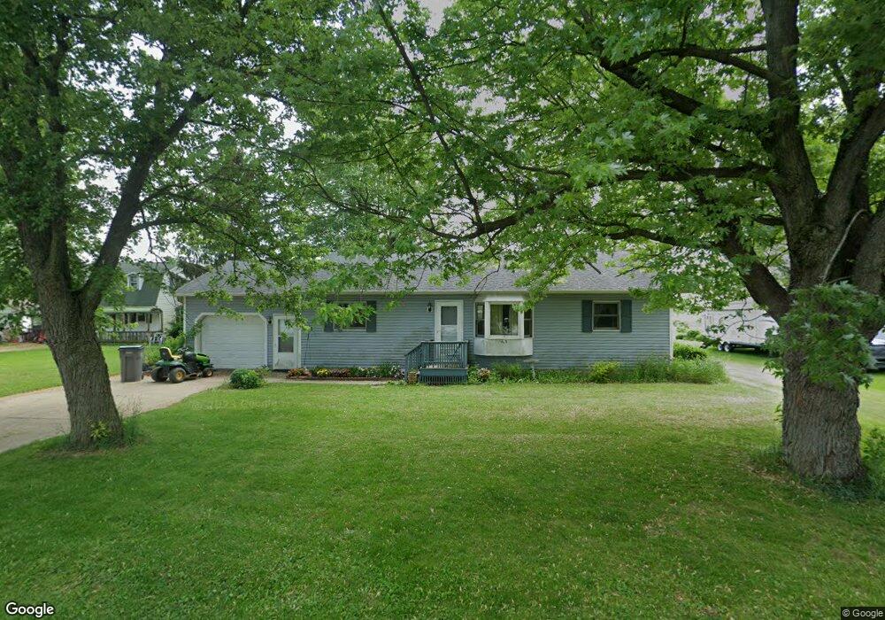 403 E Hudson St, Nappanee, IN 46550 - photo 1