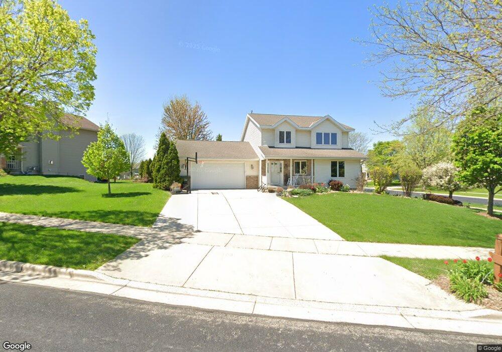 5204 Stoneman Dr, Fitchburg, WI 53711 - photo 1