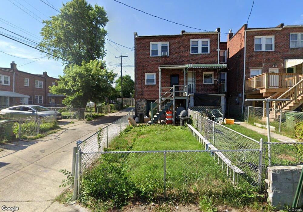 3900 Woodridge Rd, Baltimore, MD 21229 - photo 1