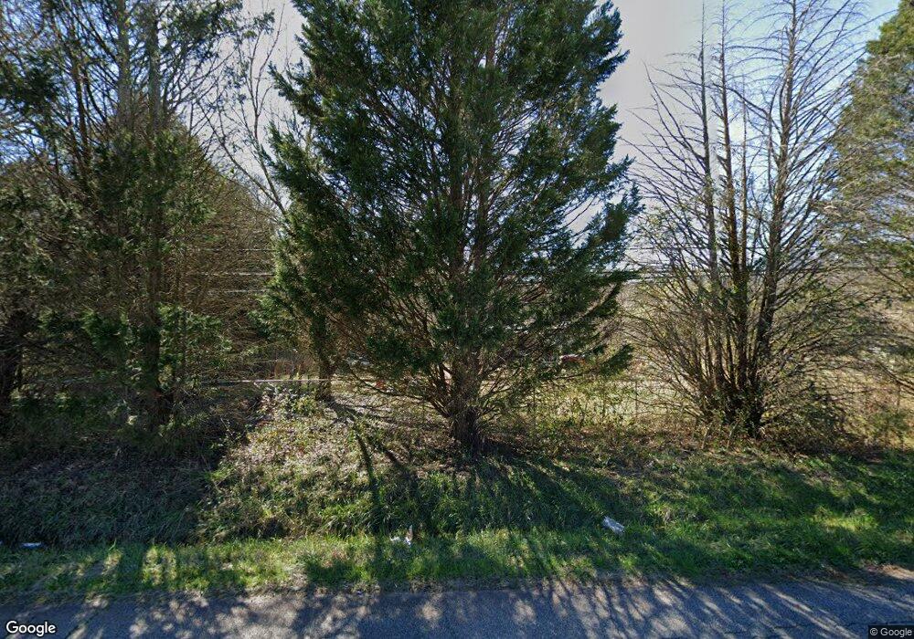 270 Aldora St, Barnesville, GA 30204 - photo 1