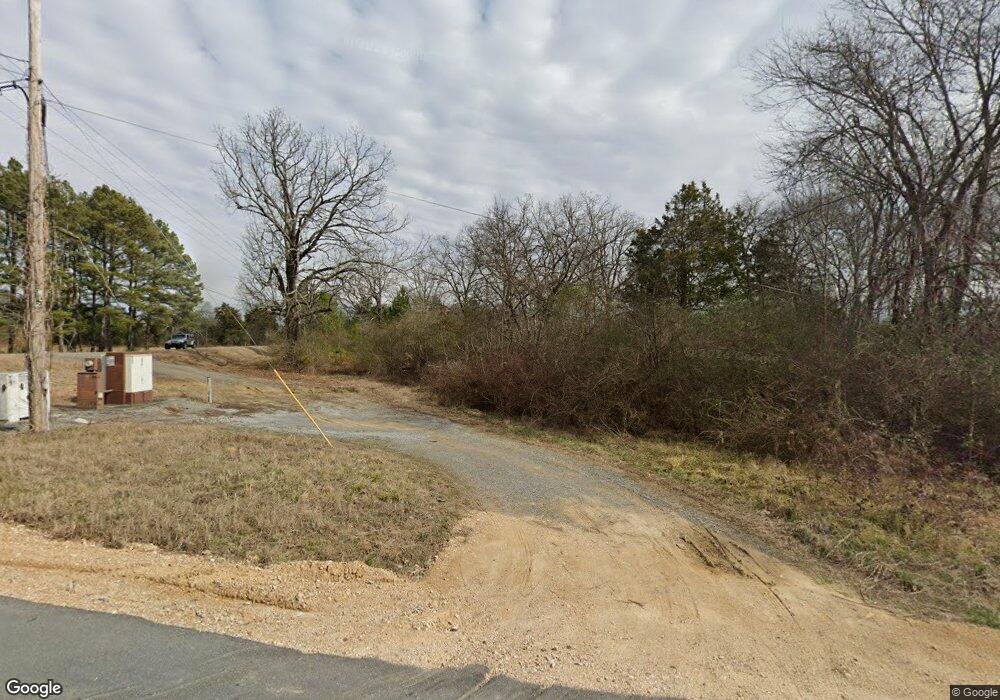 612 W Pine Chapel Rd NE, Calhoun, GA 30701 - photo 1