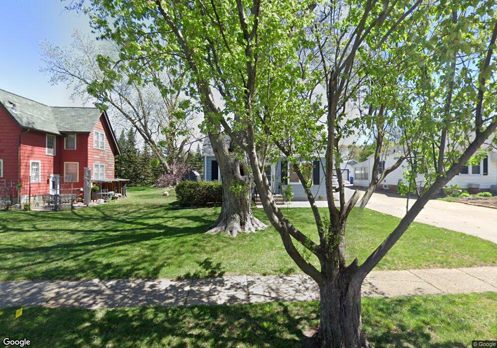 2925 48th Place, Des Moines, IA 50310 - photo 1