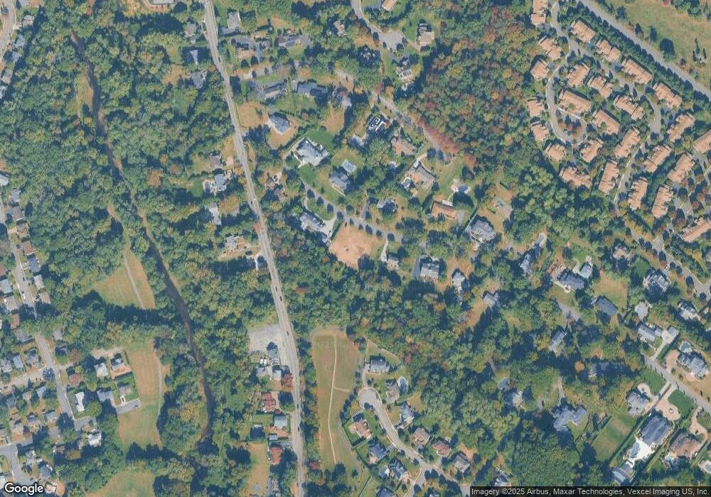 270 Alpine Dr, Paramus, NJ 07652 - photo 1