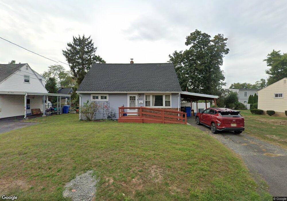 417 Clinton Ave, Middlesex, NJ 08846 - photo 1