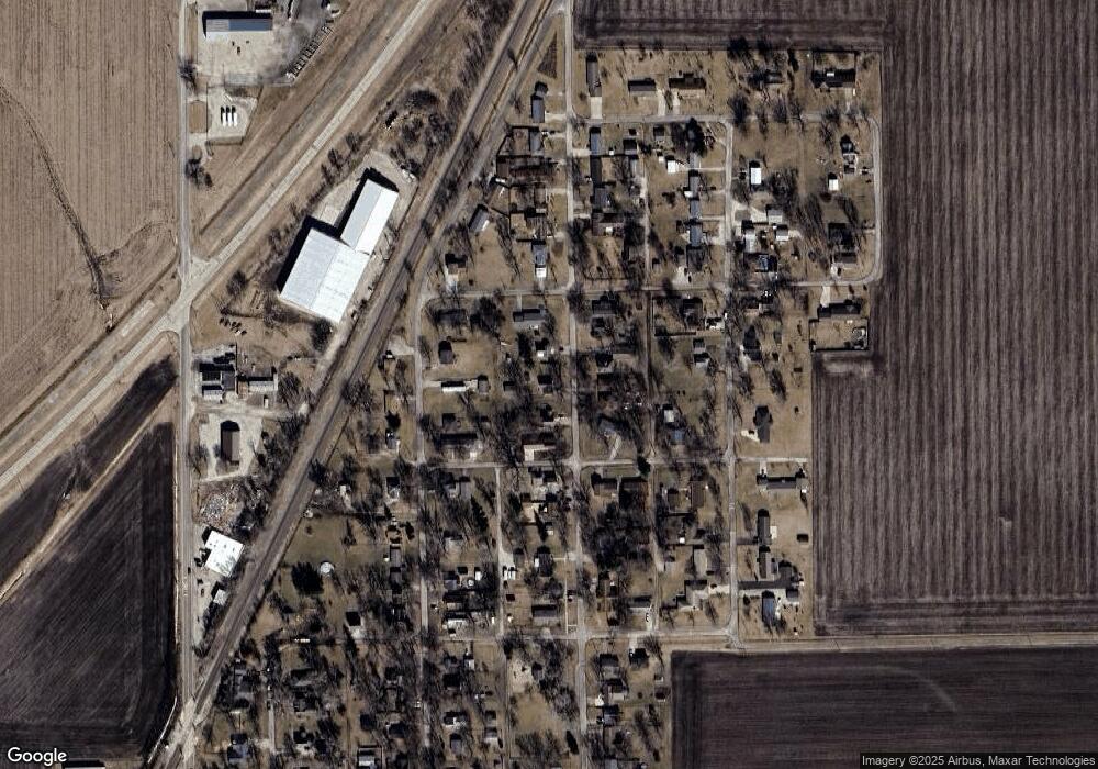 517 N 3rd Ave, Chenoa, IL 61726 - photo 1