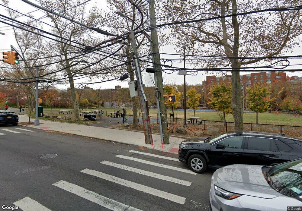 10 Tompkins Ave, Staten Island, NY 10304 - photo 1