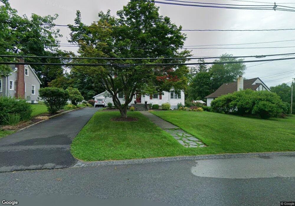 10 Marshall Rd, Poughkeepsie, NY 12603 - photo 1