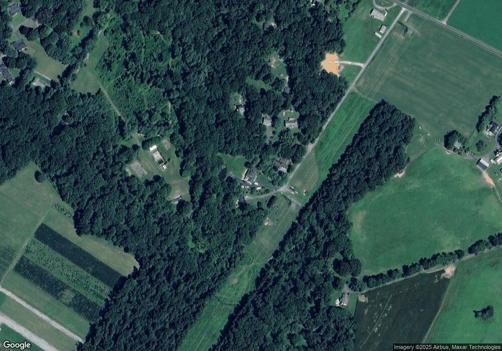 6150 Hidden Hollow Dr, Sykesville, MD 21784 - photo 1