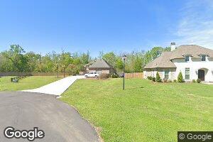 5944 Hunters Pointe Ln, Brusly, LA 70719
