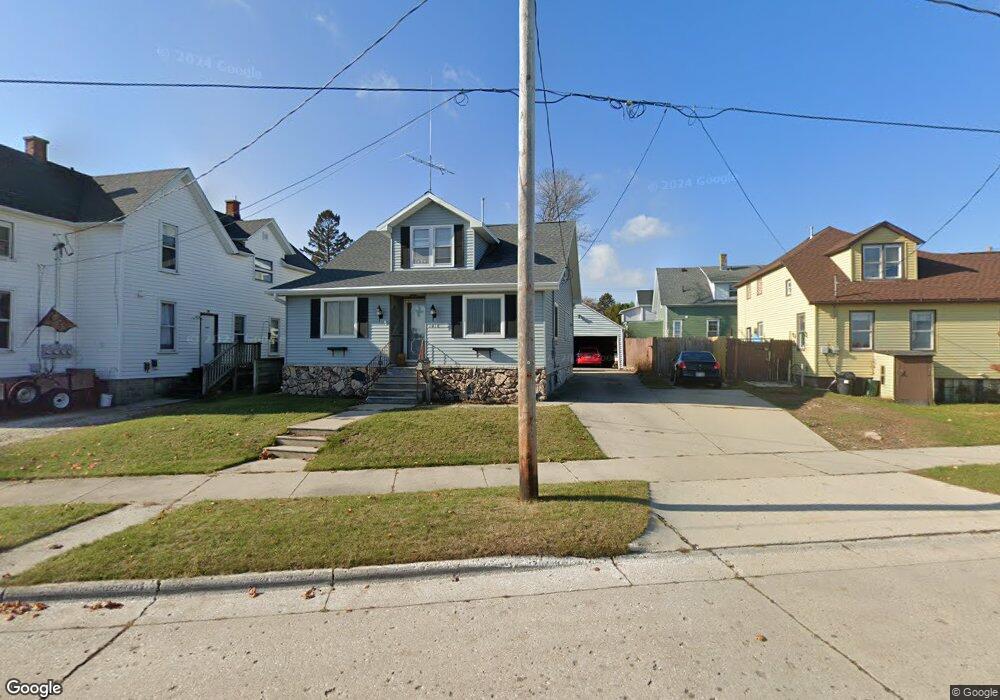 1918 E River St, Two Rivers, WI 54241 - photo 1