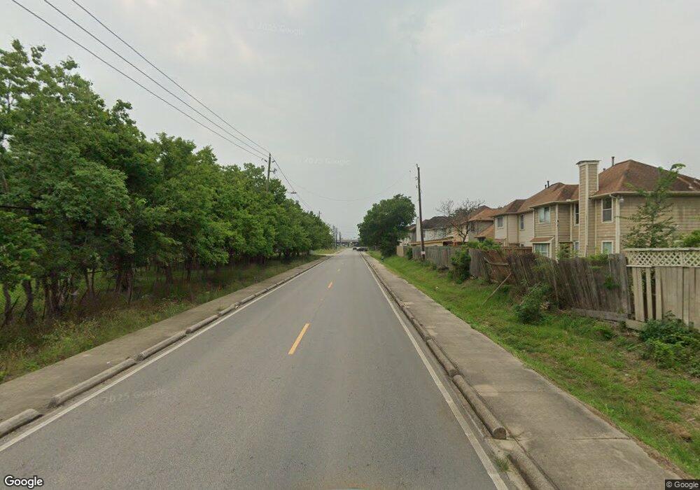 9115 Kingspoint, Houston, TX 77075 - photo 1