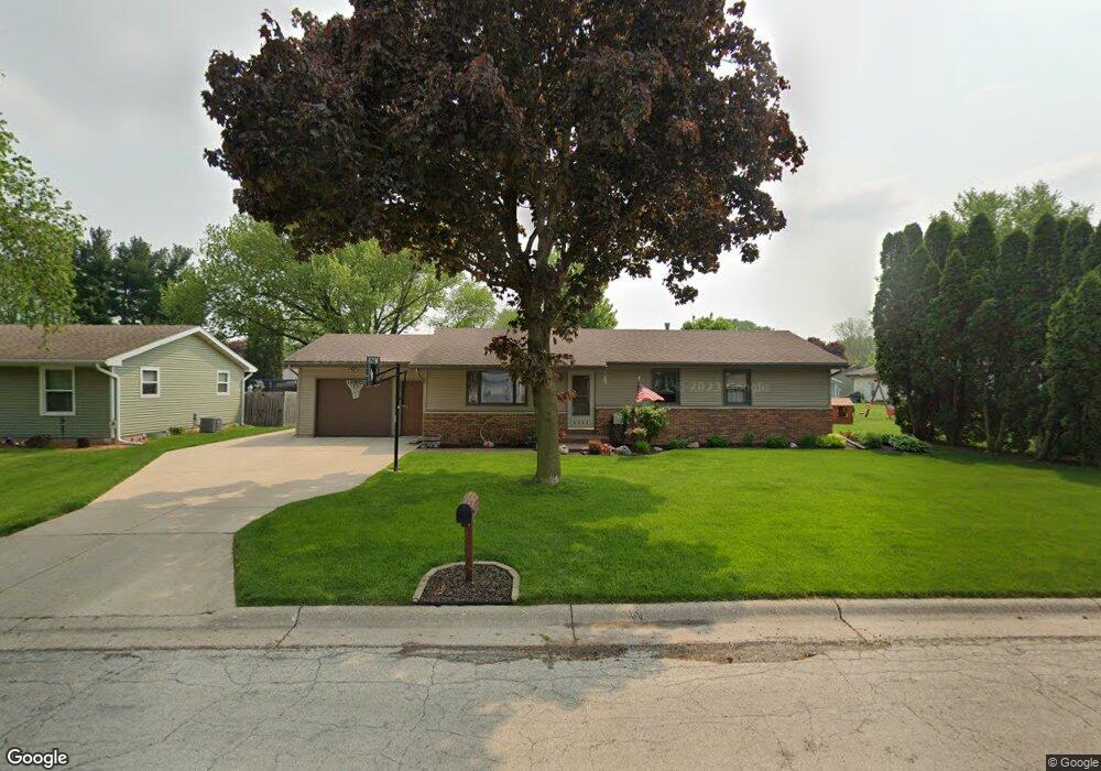 2242 4th Ave W, Monroe, WI 53566 - photo 1