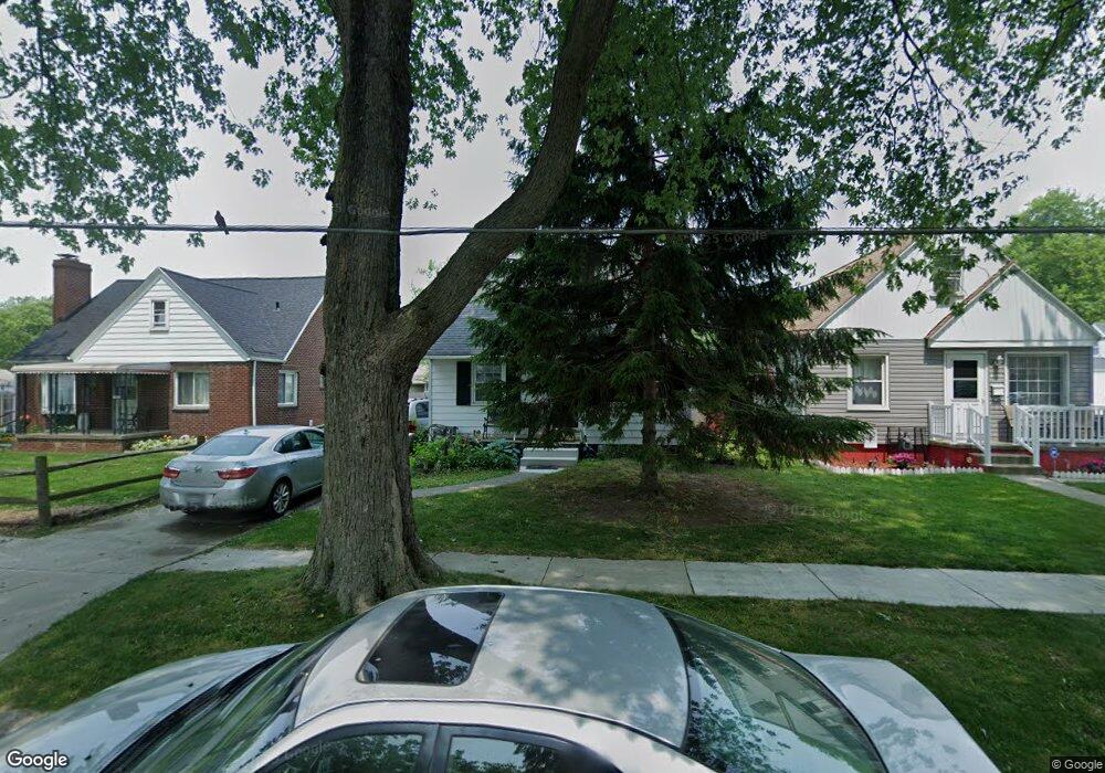 2439 104th St, Toledo, OH 43611 - photo 1