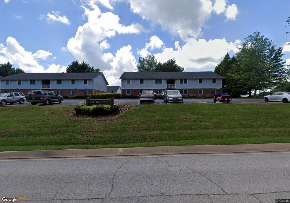 109 Huntington Dr, Cornelia, GA 30531 - photo 1