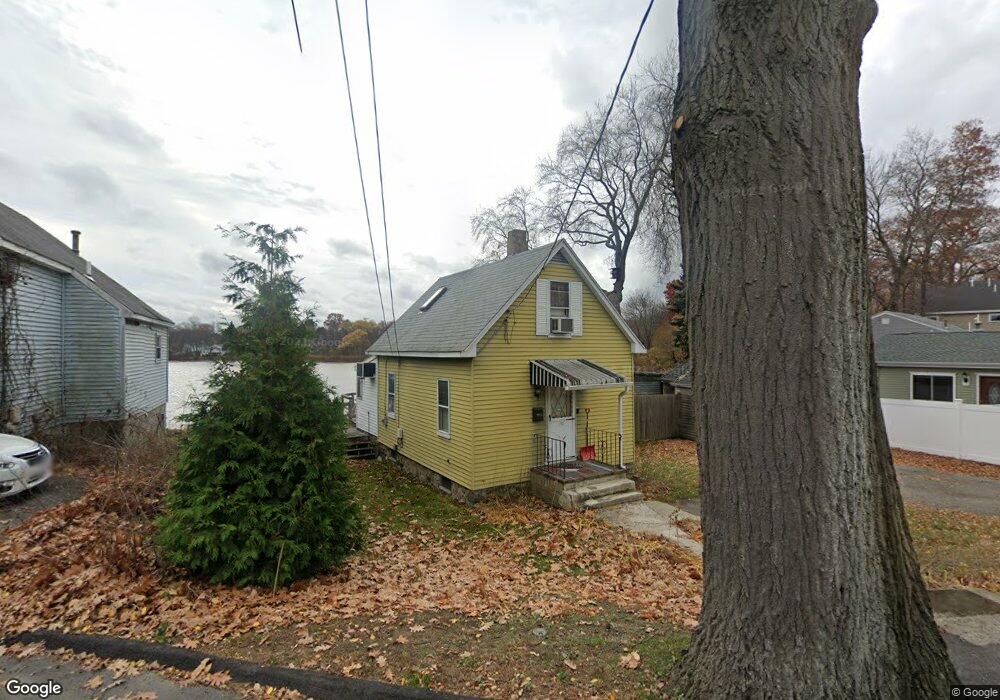 118 Hardy Pond Rd, Waltham, MA 02451 - photo 1