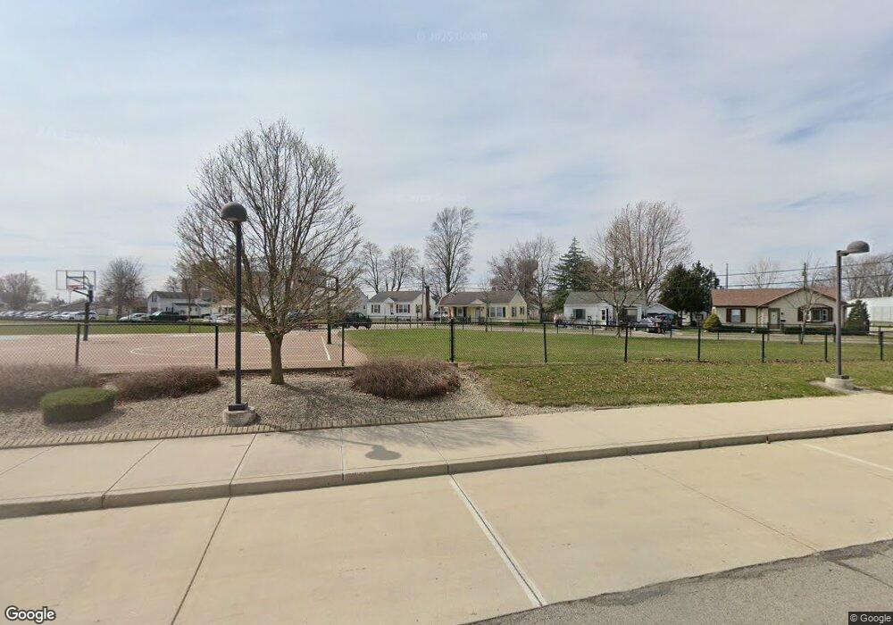 132 W Pendleton St, Columbus Grove, OH 45830 - photo 1