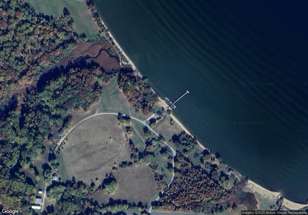 676 Old Colony Cove Rd, Friendship, MD 20758 - photo 1