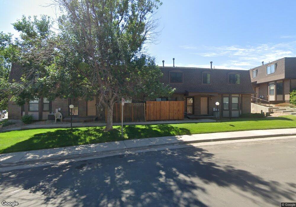 15594 E Wyoming Dr unit D, Aurora, CO 80017 - photo 1